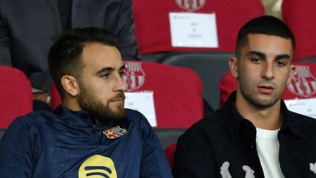 从面临清洗到绝对主力!弗里克慧眼识珠 巴萨多面手彻底逆袭