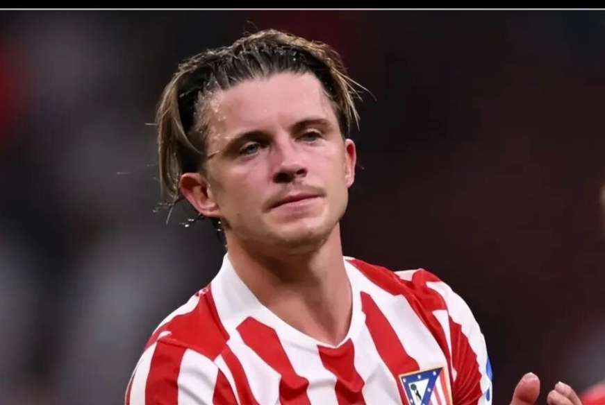 曼联2大引援皆遇挫!小贝林厄姆拒投,6000万求购鸡肋中场恐打水漂?