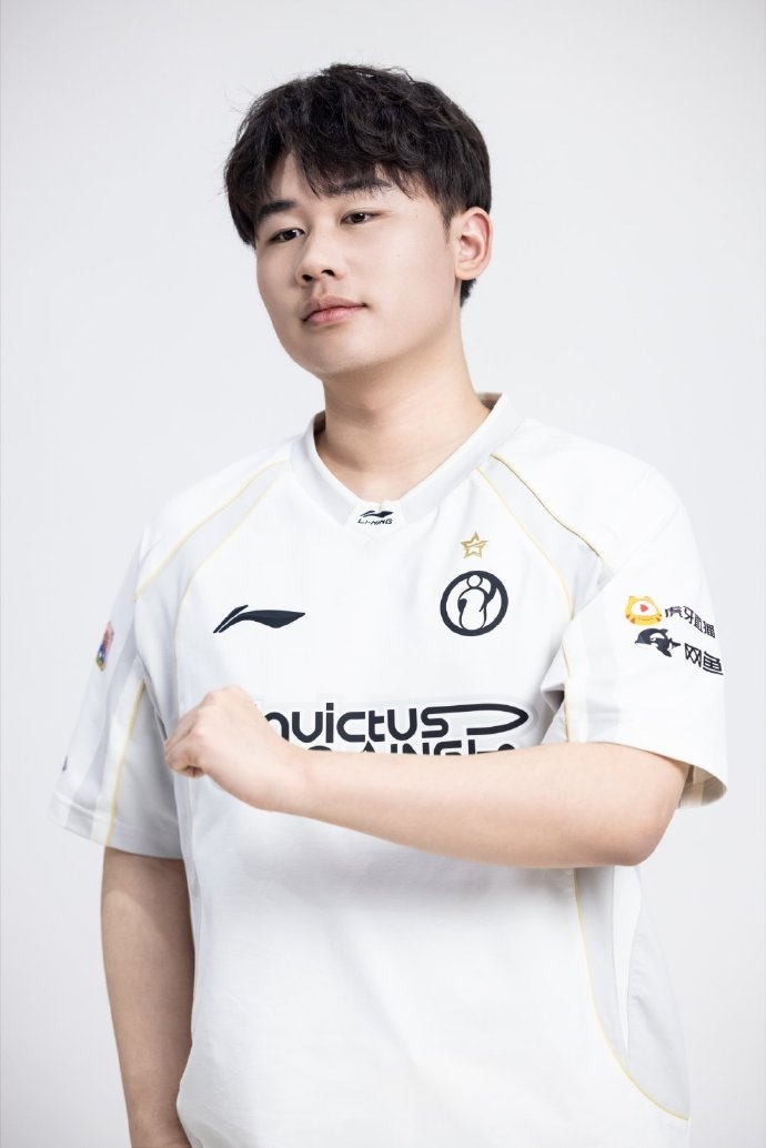 IG分享选手照片：定妆照返图掉落