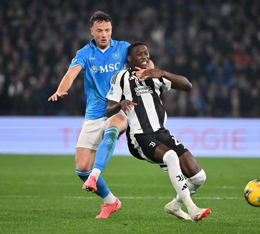 意甲-博洛尼亚对阵AC米兰：仇人相见，分外眼红