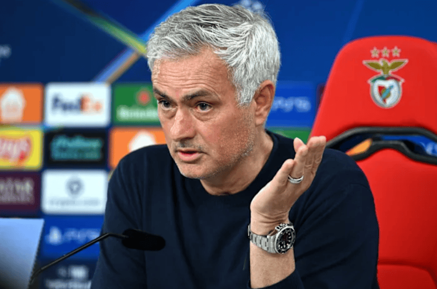 穆帅为本菲卡队,鞠躬尽瘁,过老东家皇马家门而不入