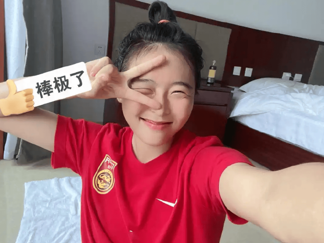 官宣,女足悍将留洋,27岁,前锋,加盟法甲豪门,薪水曝光